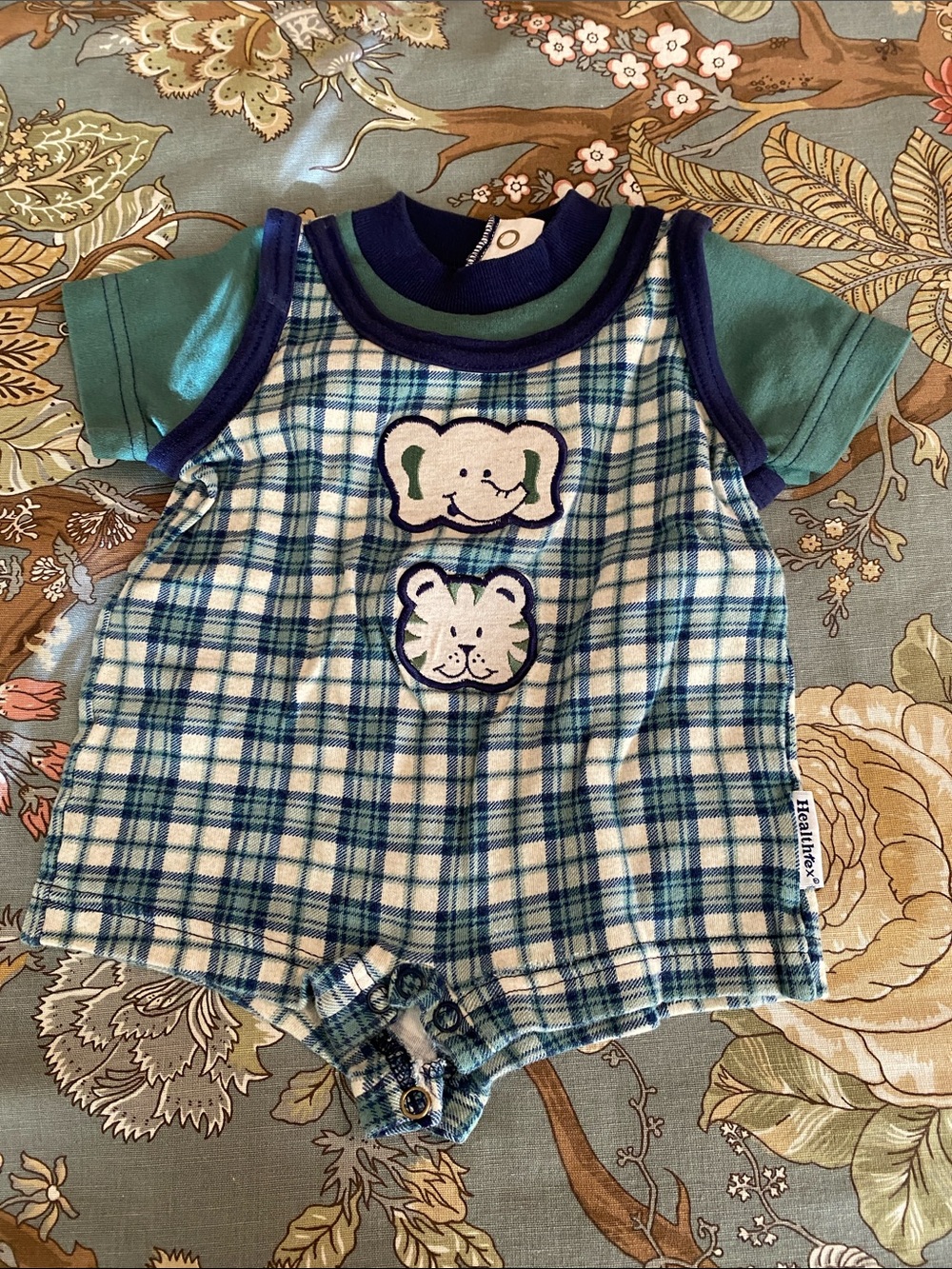 FIVE Rompers/Tees - Picture 5 of 16